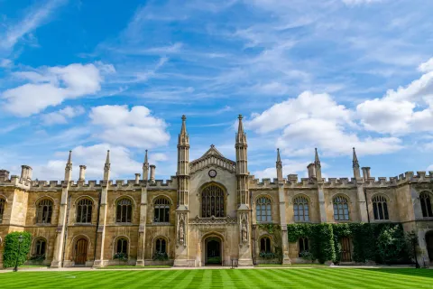 英国本科留学申请介绍